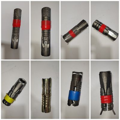 Các máy khoan đá cứng nổi tiếng với công suất tải lên đến 200kN